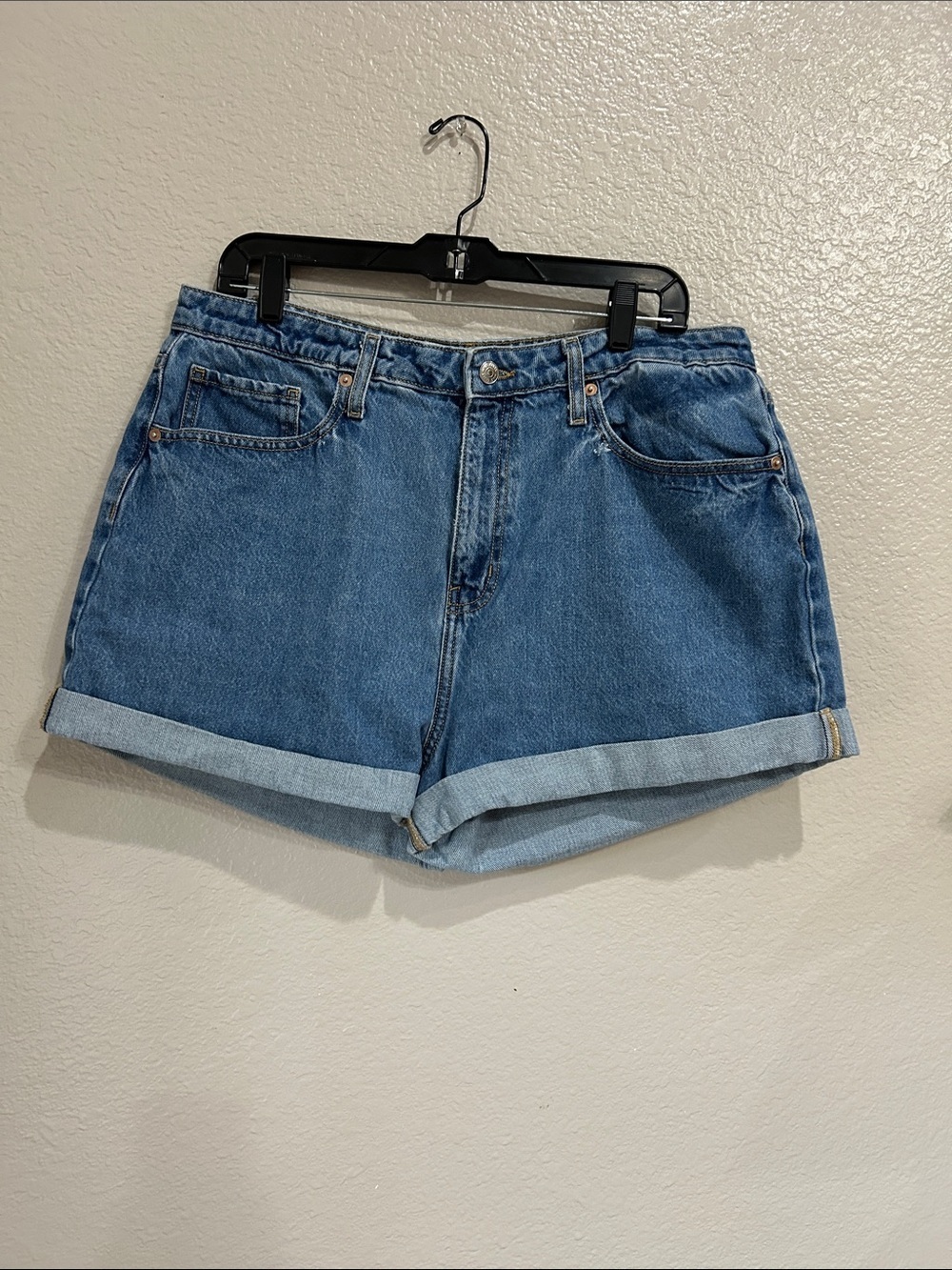 wild fable Blue Rolled-Hem Denim Highest Rise Mom Shorts Sz 16 Summer TC0351